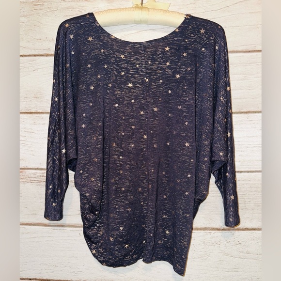 Women's Navy And Gold Star Top Size M 
by Cha Cha Vente
Business Casual Church - Picture 2 of 4